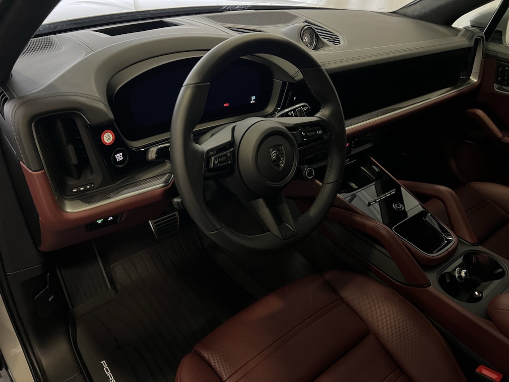 New 2026 Porsche Cayenne Turbo E-Hybrid SUV