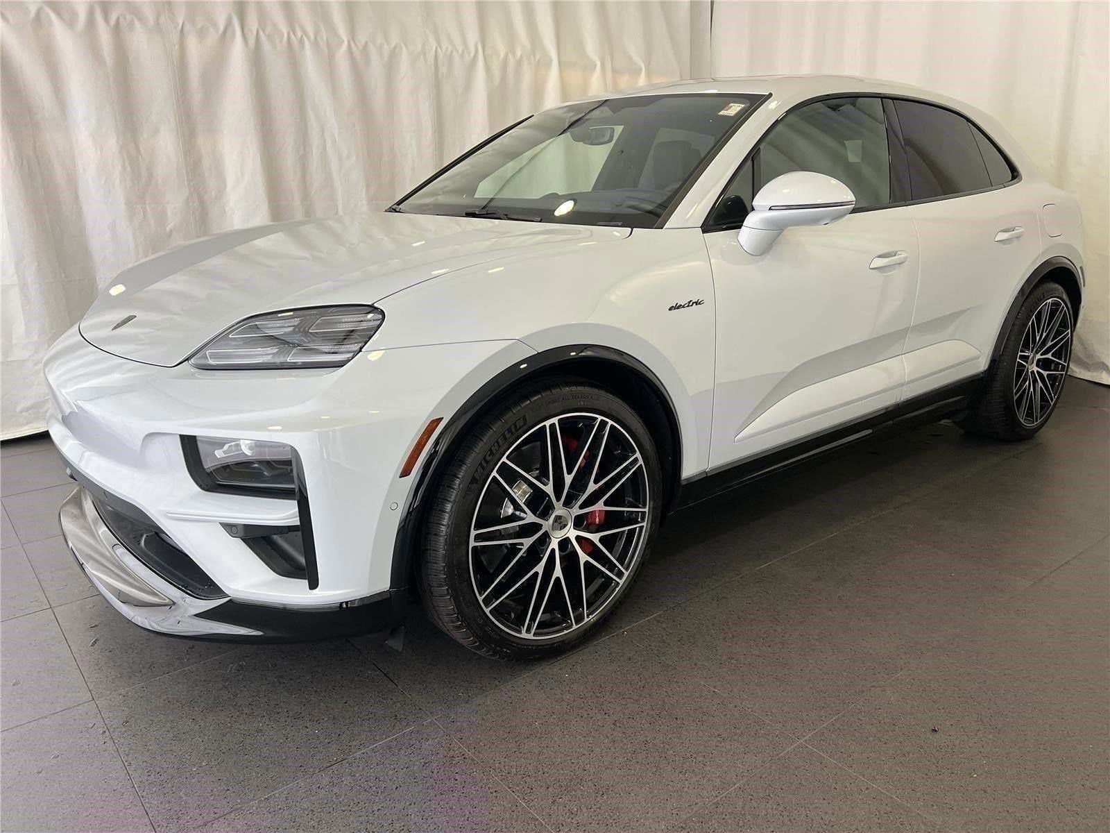 2025 Porsche Macan Turbo Electric