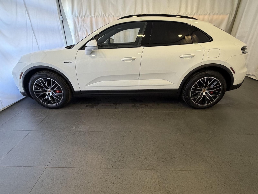 New 2026 Porsche Macan Electric 4S SUV