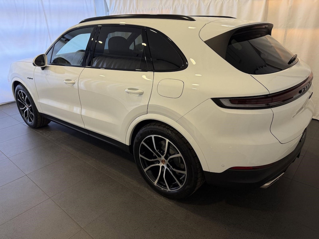New 2026 Porsche Cayenne E-Hybrid SUV
