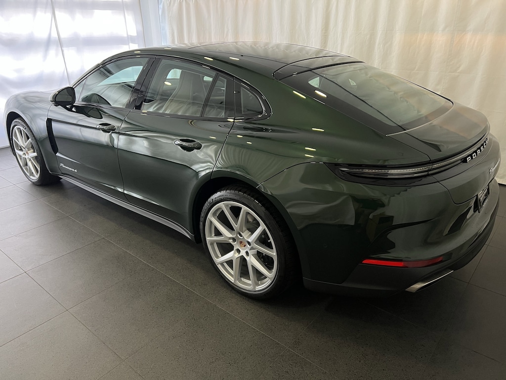 New 2026 Porsche Panamera 4 Hatchback