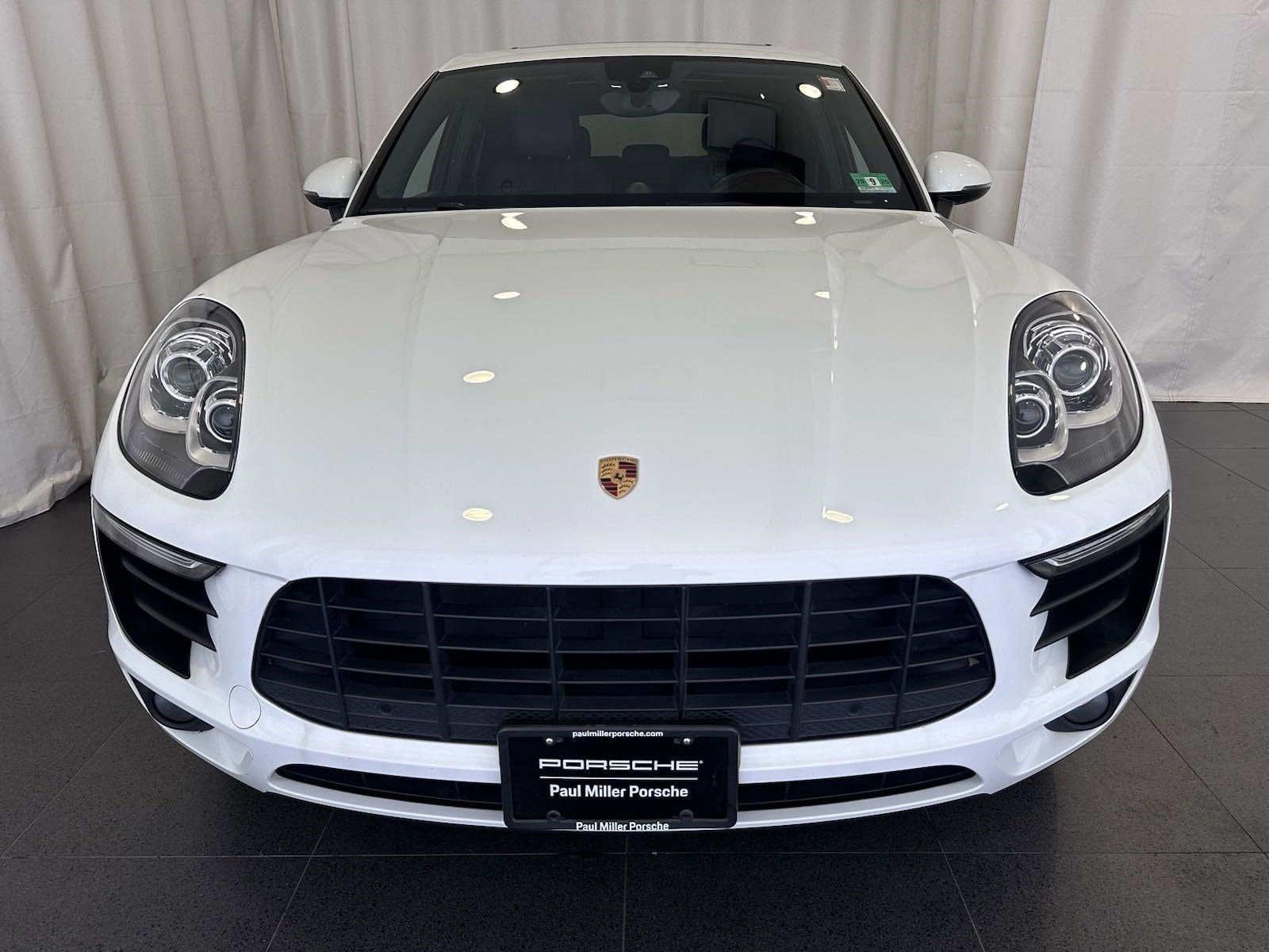 Certified 2018 Porsche Macan Base with VIN WP1AA2A54JLB13844 for sale in Parsippany, NJ