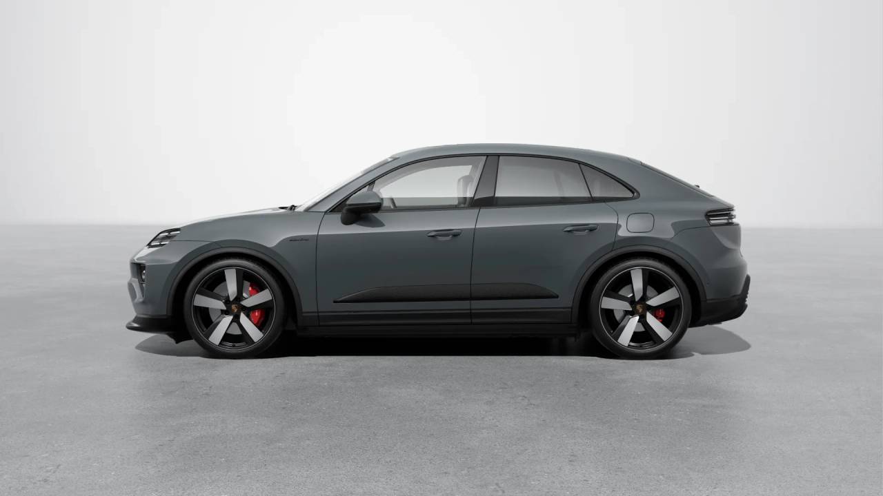 2025 Porsche Macan Electric photo 2
