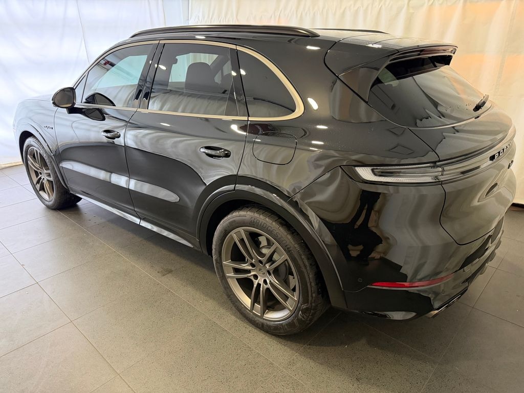 Certified 2025 Porsche Cayenne E-Hybrid Turbo SUV