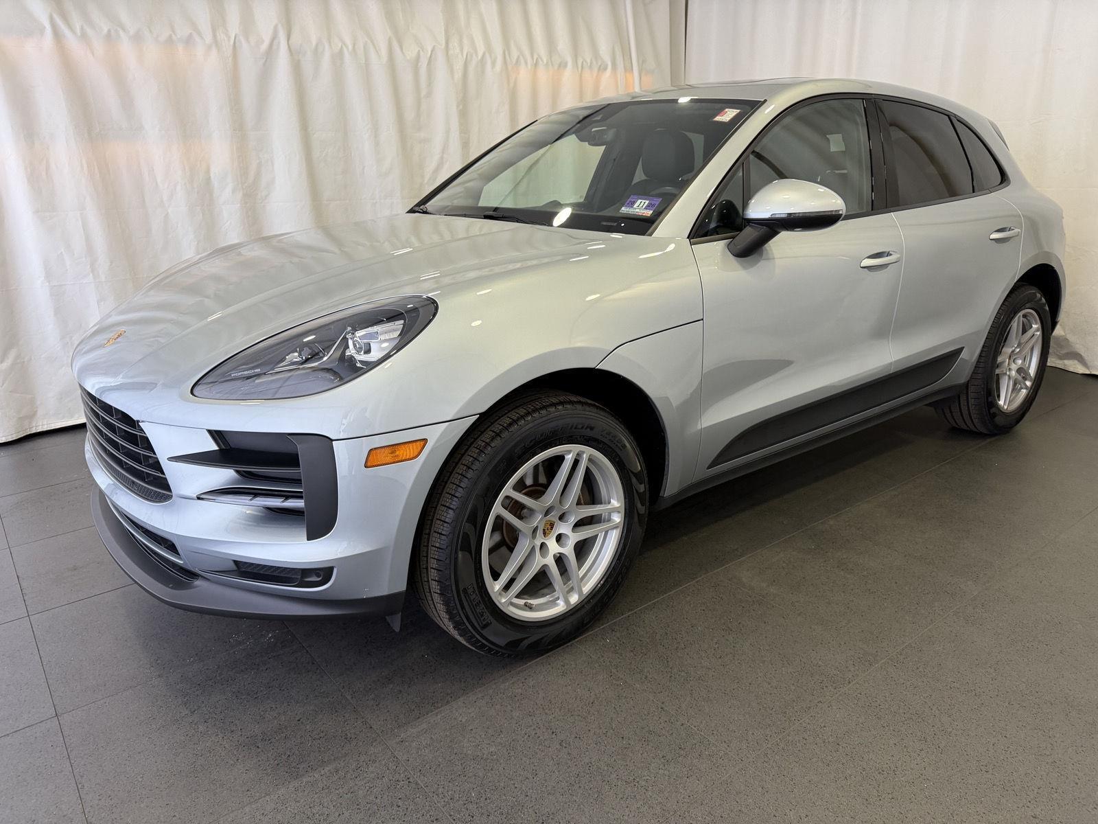 2020 Porsche Macan Base