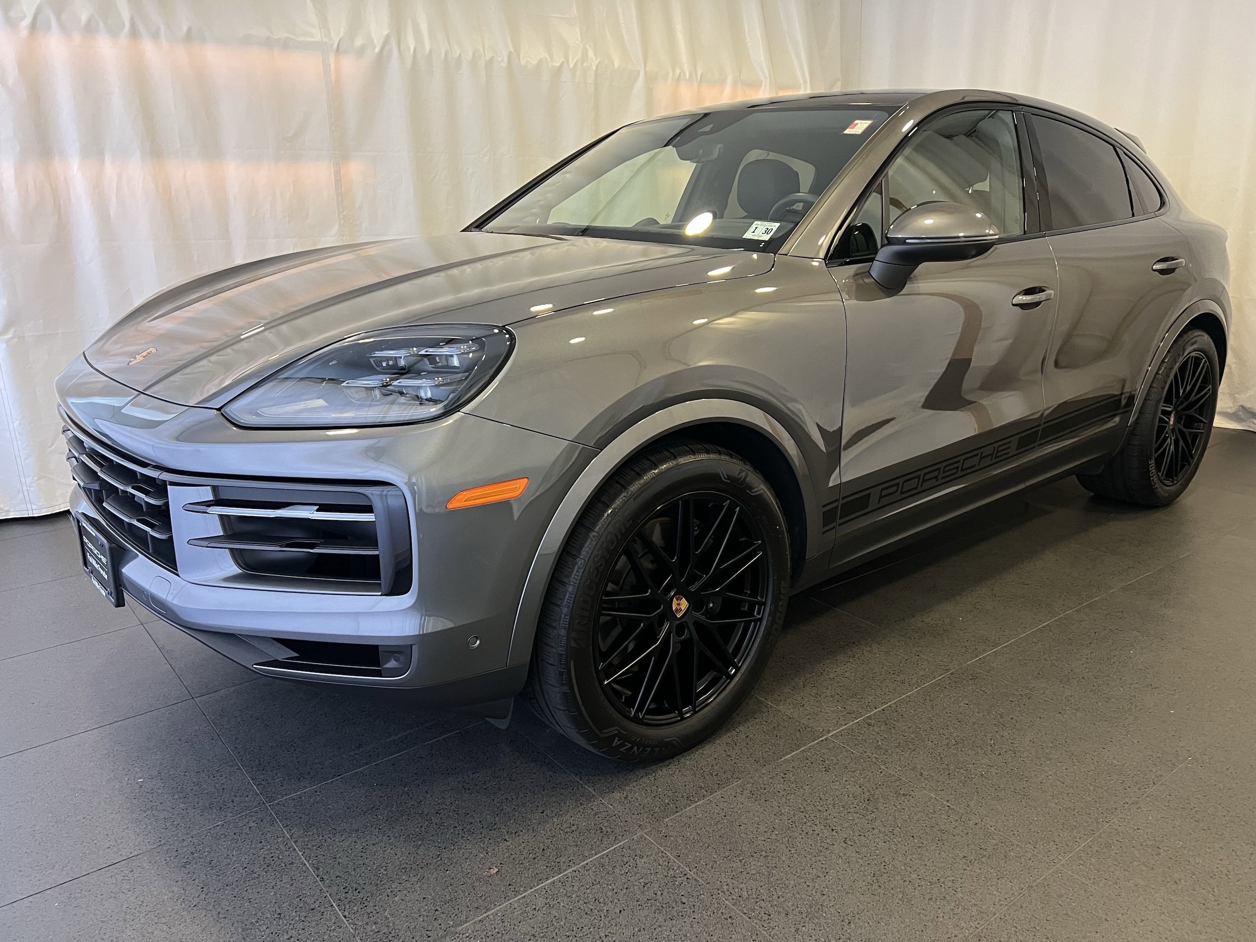 2025 Porsche Cayenne Coupe SUV 