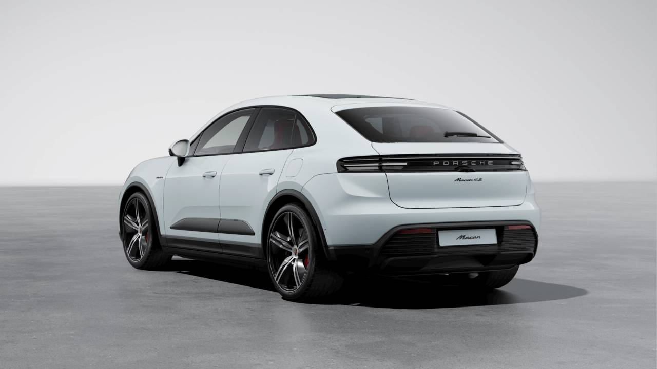 2026 Porsche Macan Electric photo 2