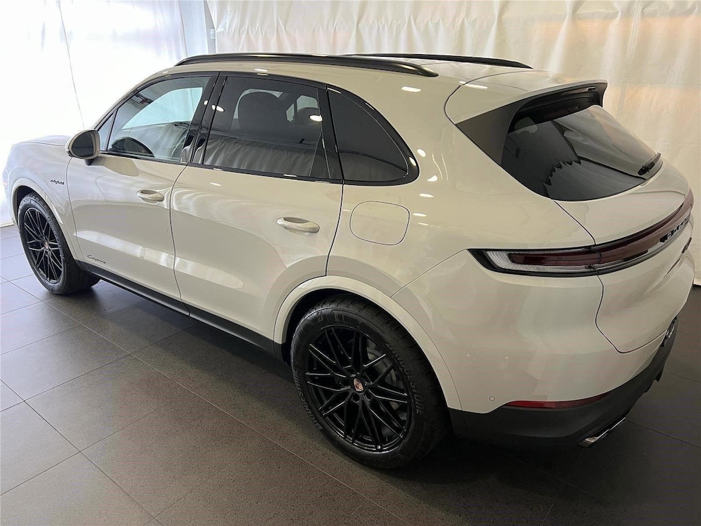 New 2026 Porsche Cayenne E-Hybrid SUV