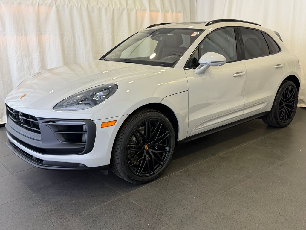 2026 Porsche Macan GTS