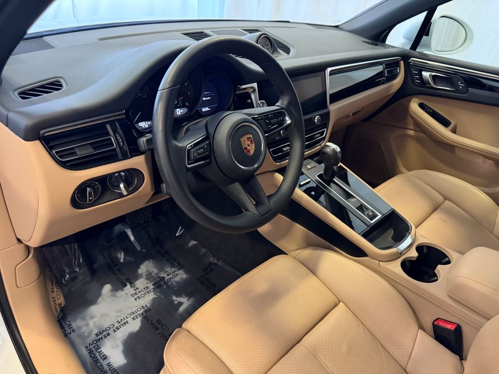 Certified 2023 Porsche Macan SUV