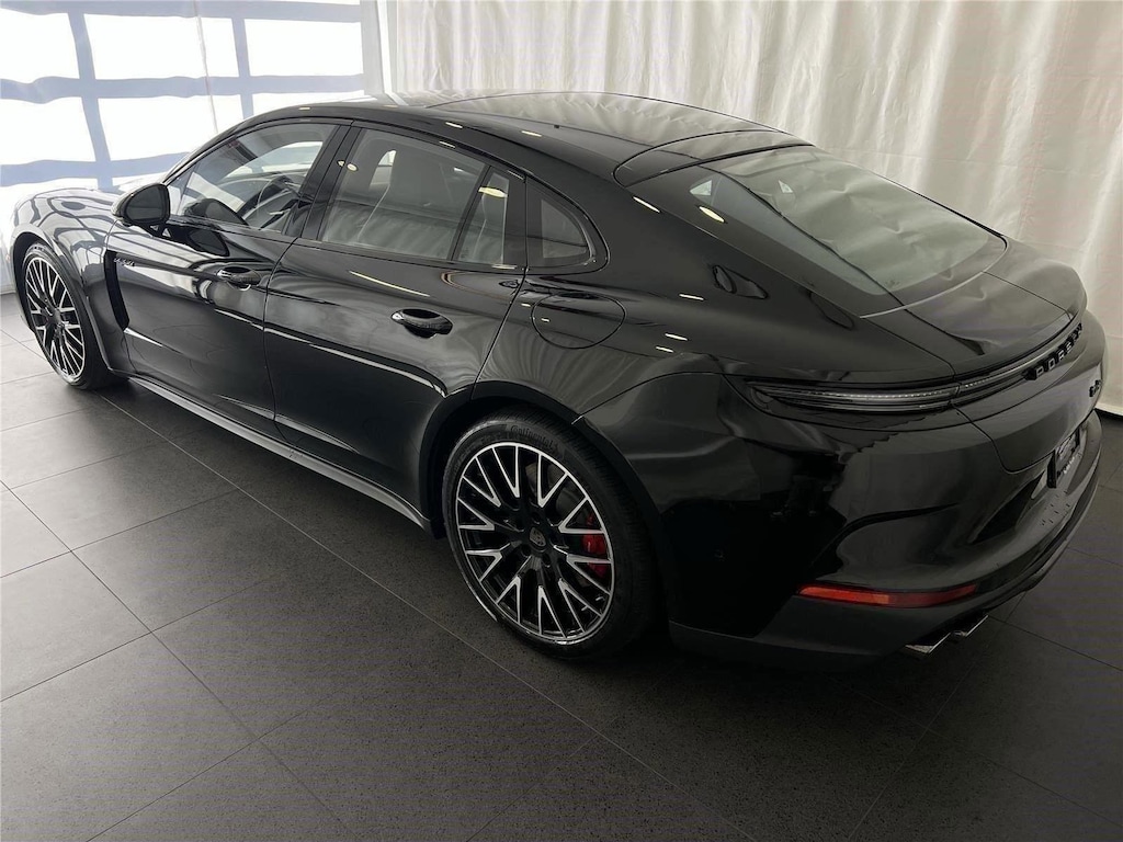 New 2025 Porsche Panamera Turbo E-Hybrid Hatchback
