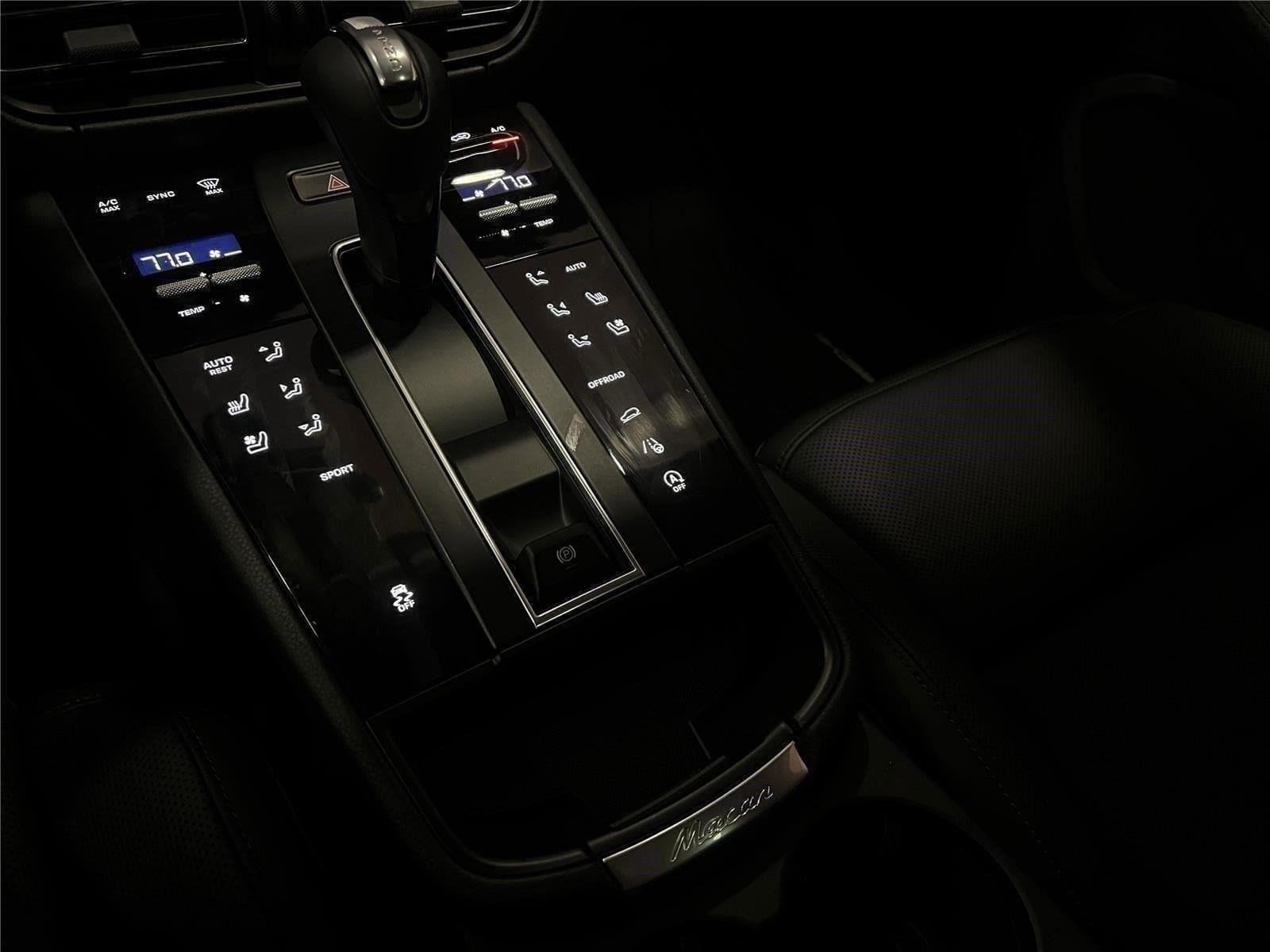 2026 Porsche Macan - Photo 19