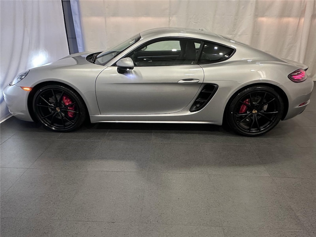 New 2025 Porsche 718 Cayman S Coupe