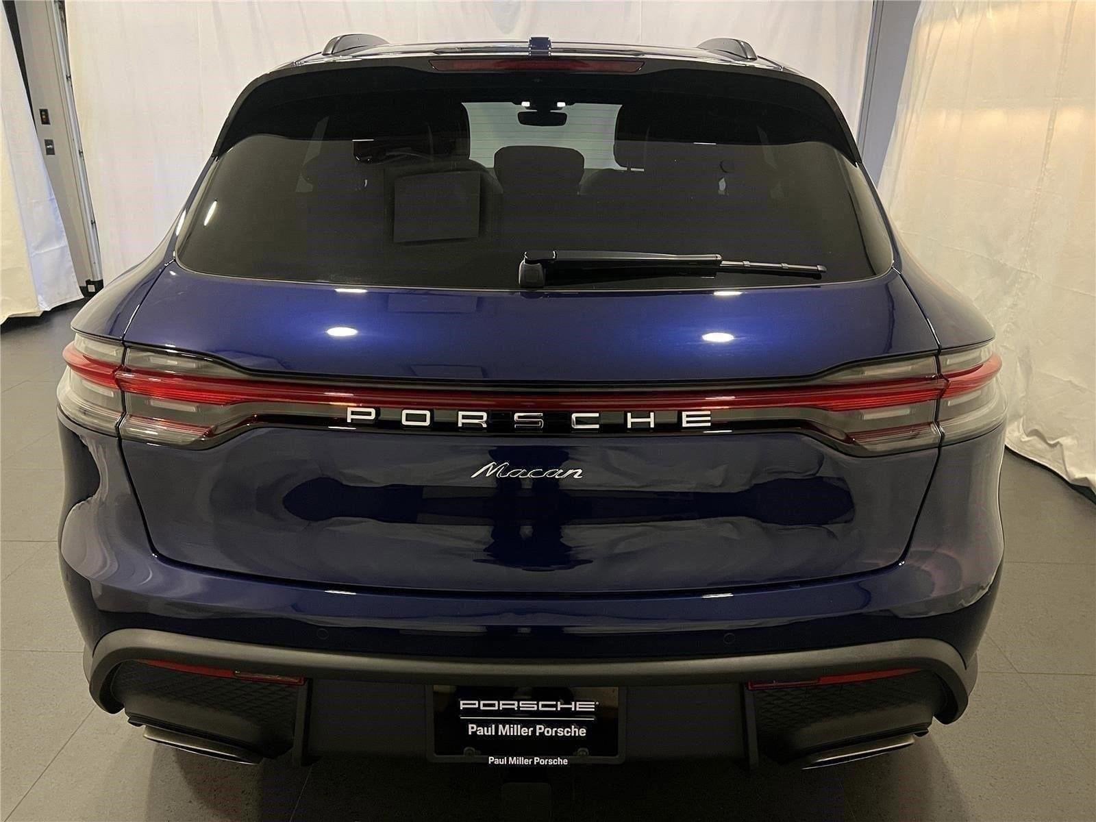 2026 Porsche Macan - Photo 8