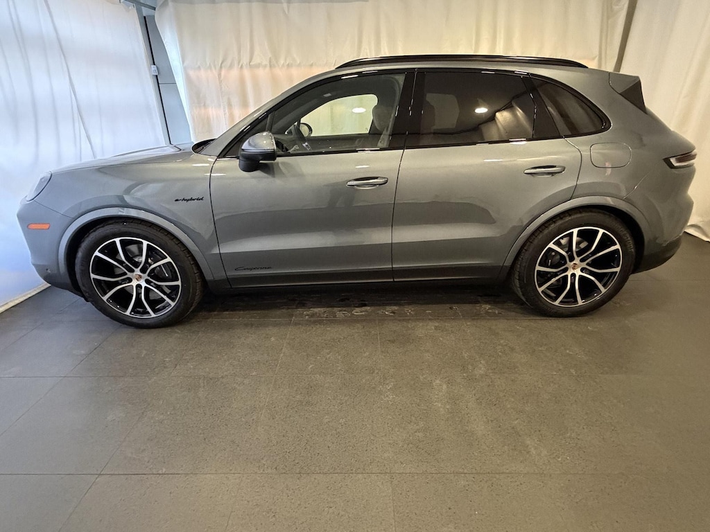 New 2026 Porsche Cayenne E-Hybrid SUV