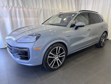 2025 Porsche Cayenne Turbo E-Hybrid SUV