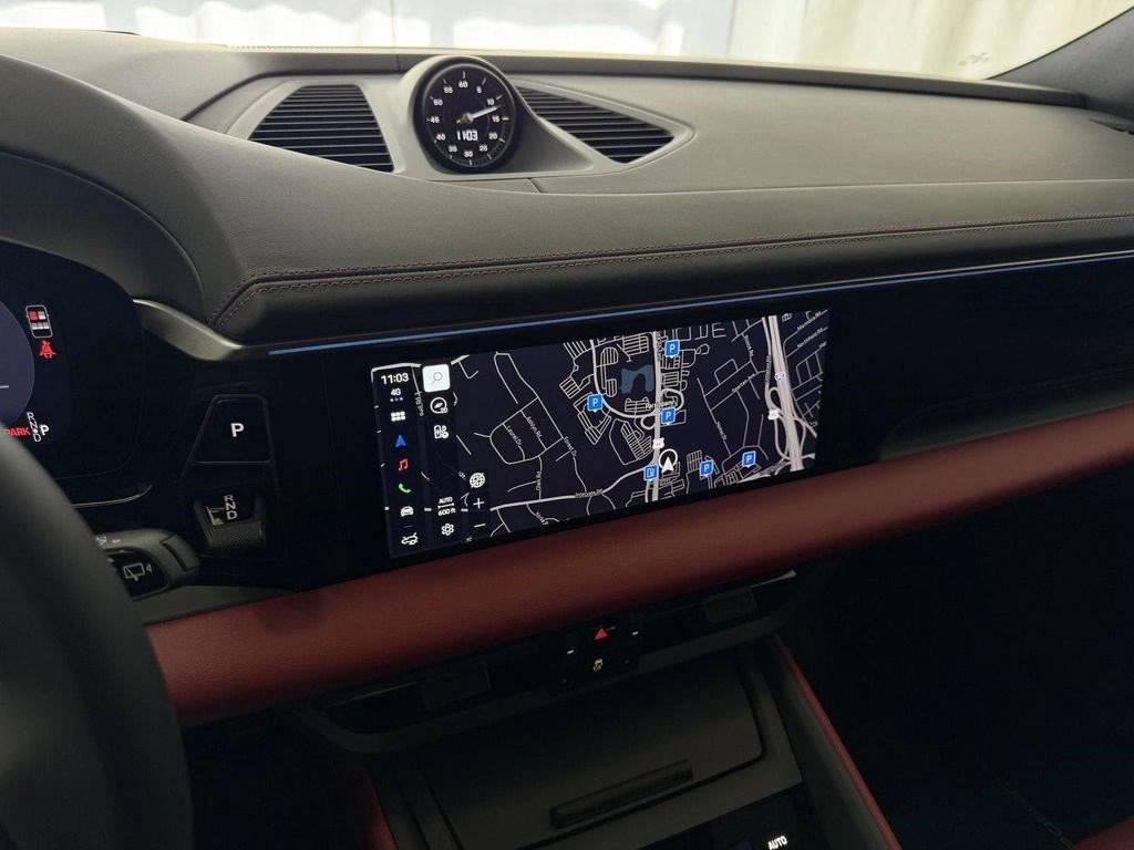 2026 Porsche Macan S - Photo 23