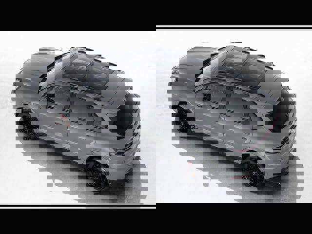 2025 Porsche Cayenne S photo 4