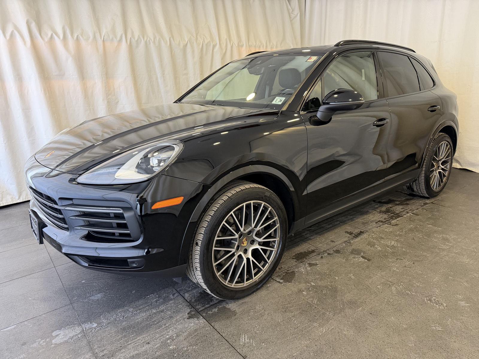 2023 Porsche Cayenne Base