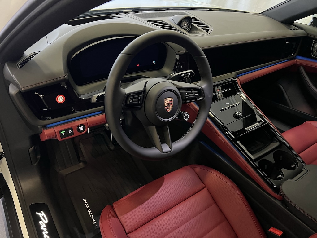 New 2026 Porsche Panamera 4 Hatchback