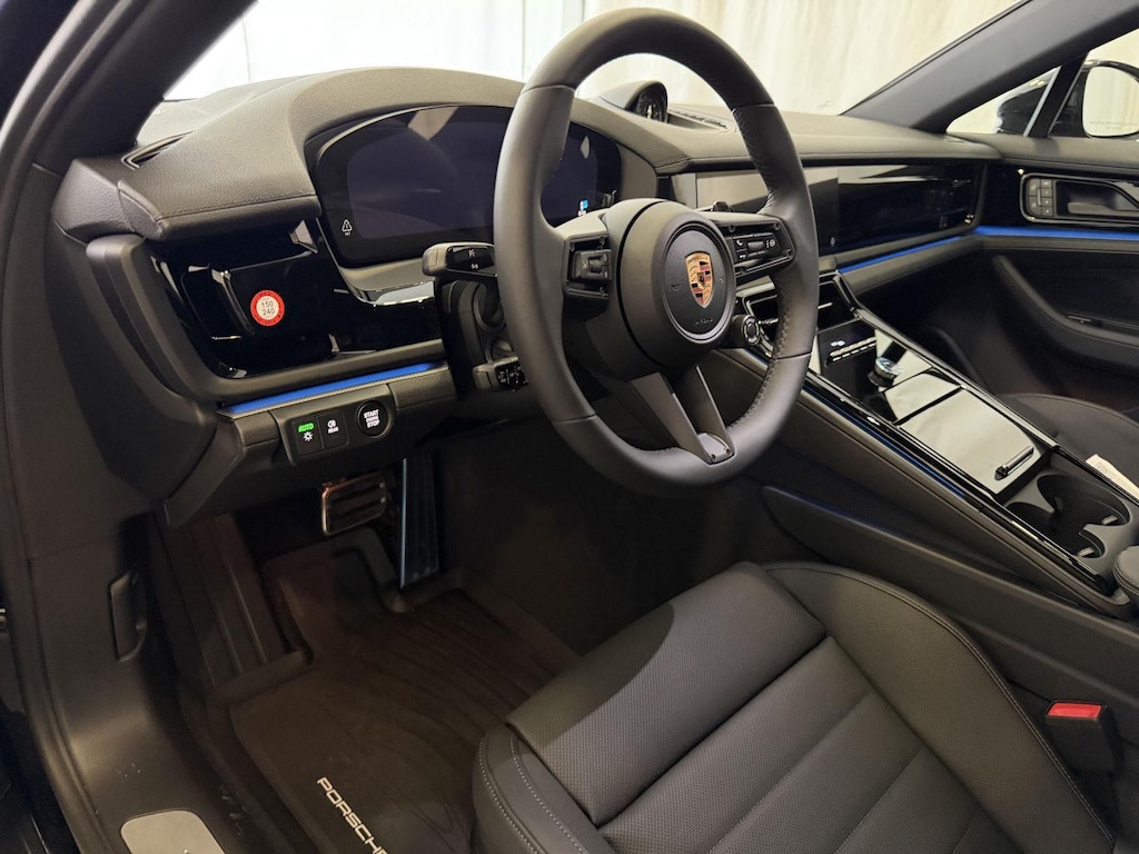New 2026 Porsche Panamera 4 Hatchback