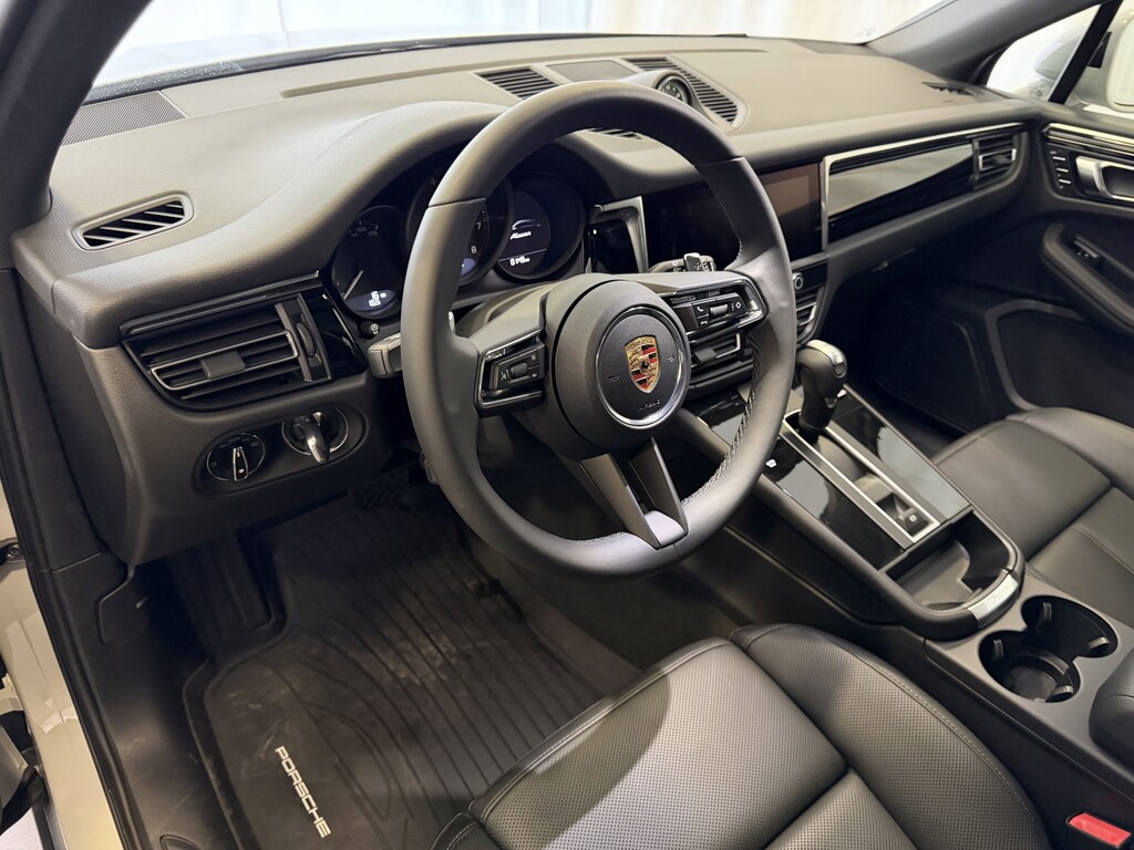 New 2026 Porsche Macan SUV