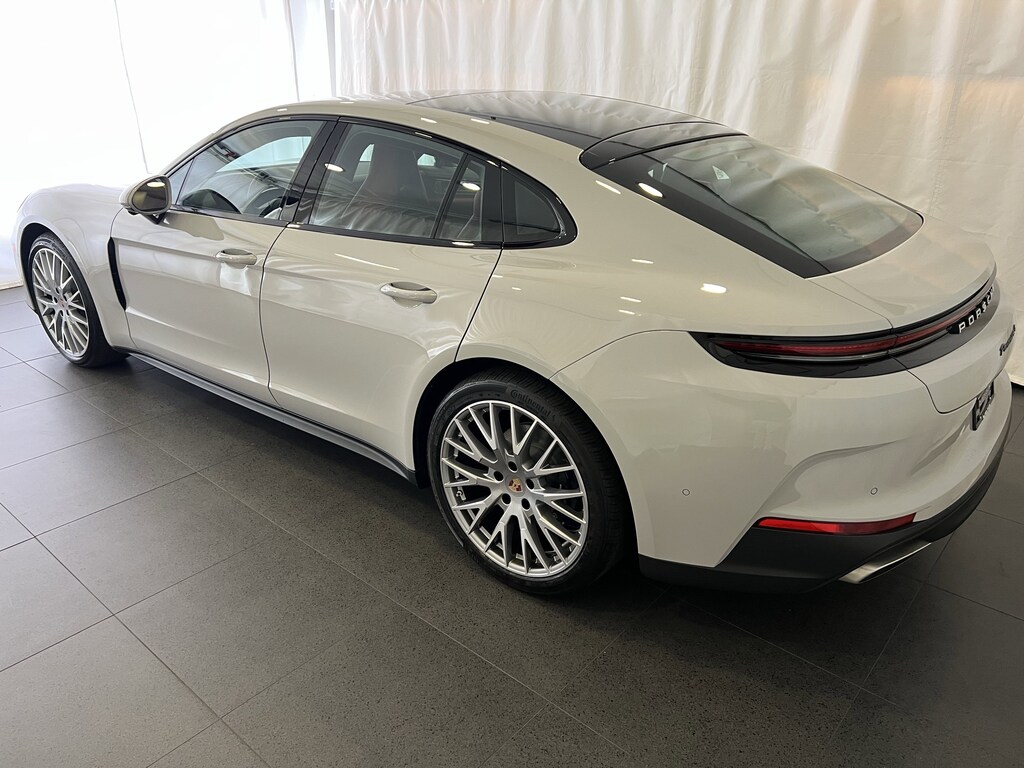 New 2026 Porsche Panamera 4 Hatchback