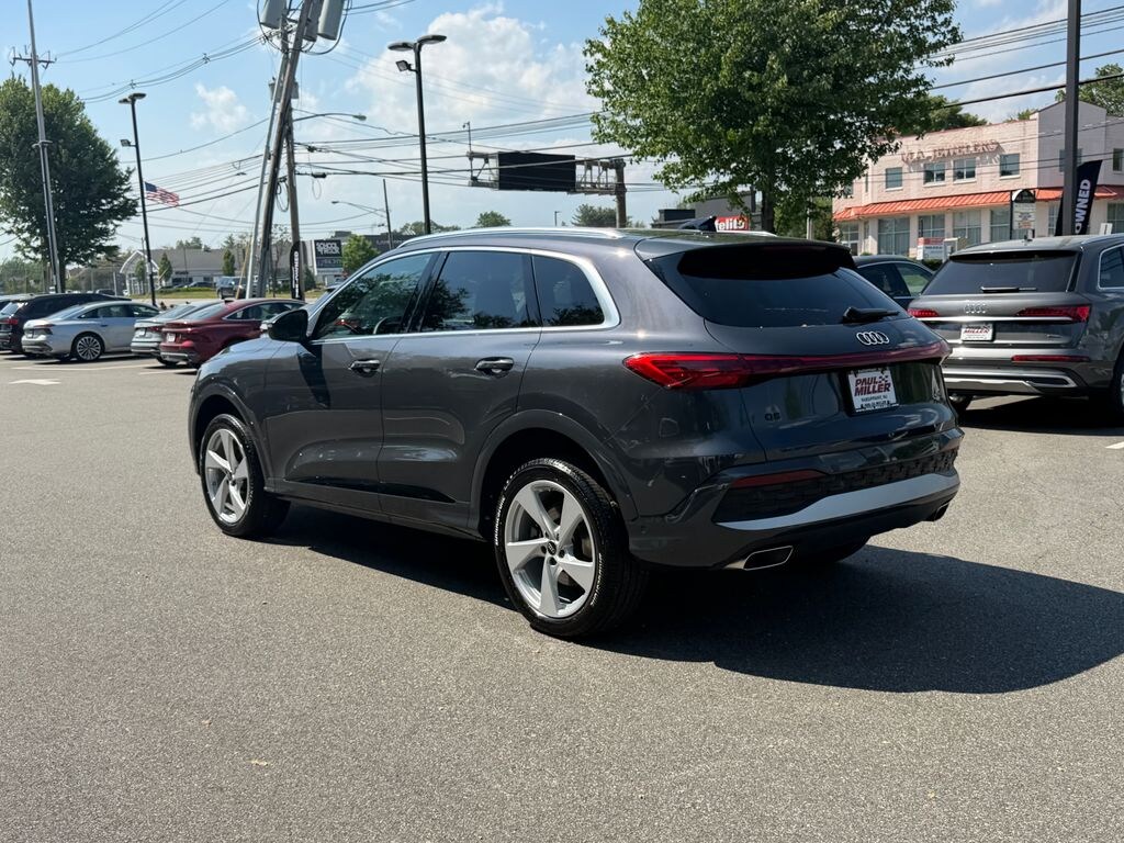 Used 2025 Audi Q5 2.0T Premium SUV