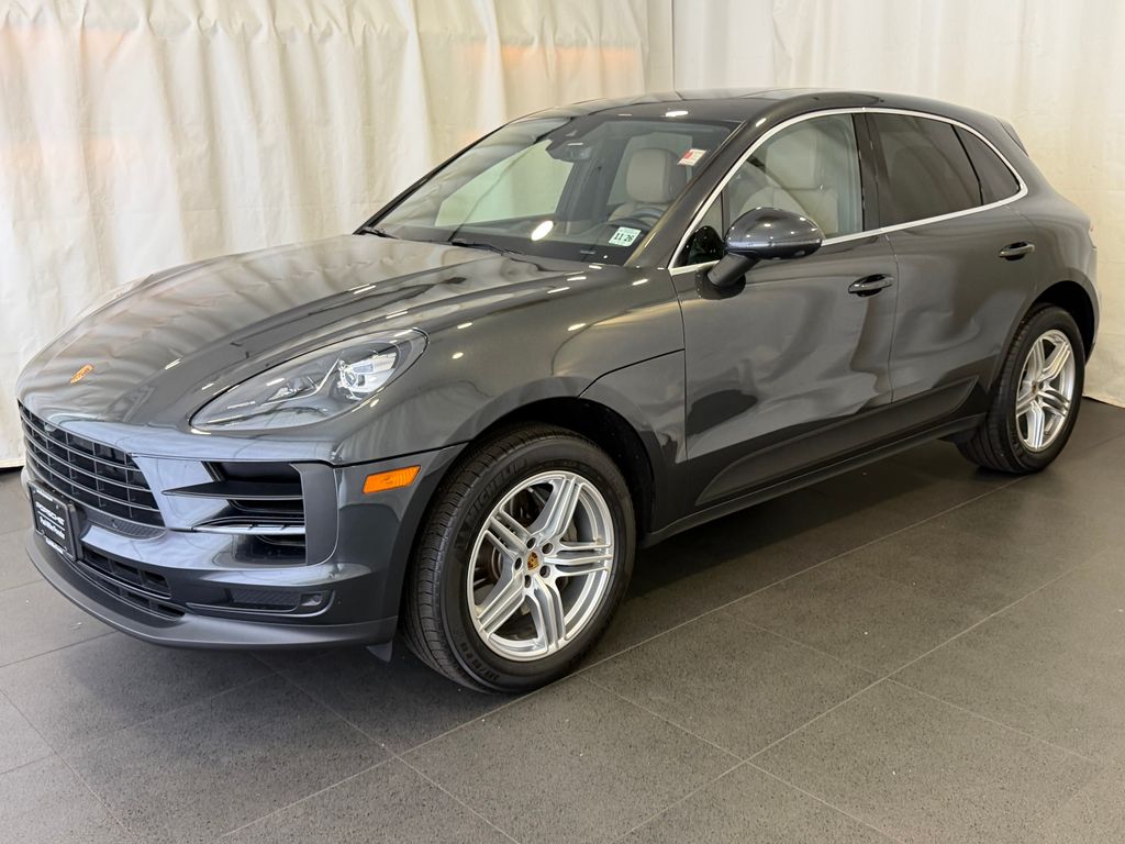 2021 Porsche Macan S's photo