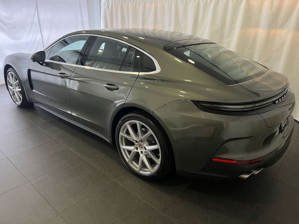 New 2026 Porsche Panamera 4 Hatchback