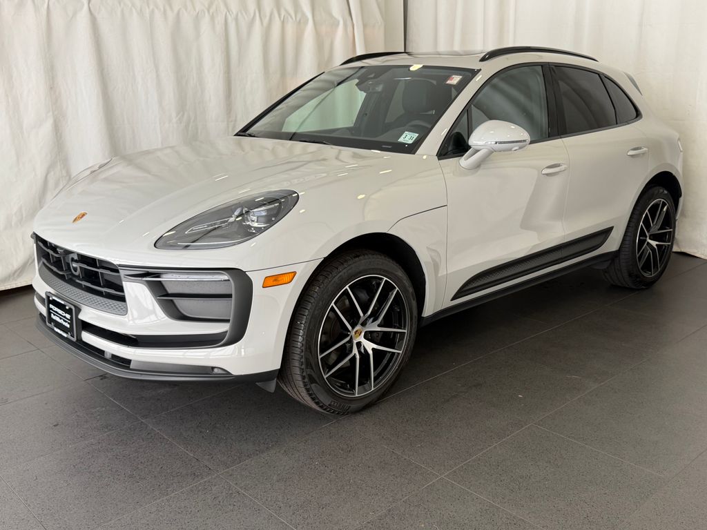 2026 Porsche Macan