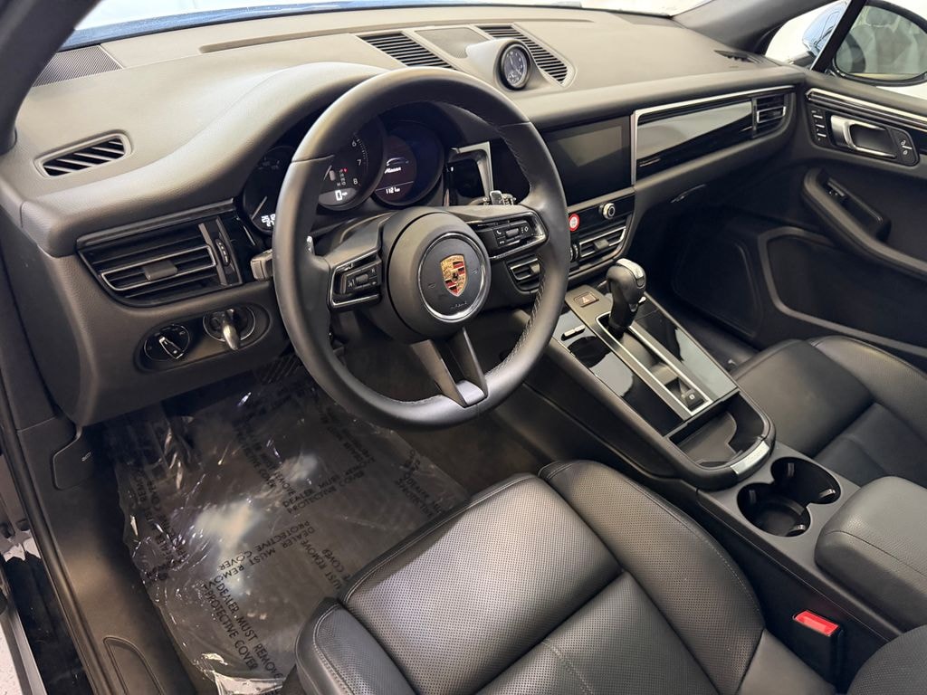 Certified 2023 Porsche Macan SUV