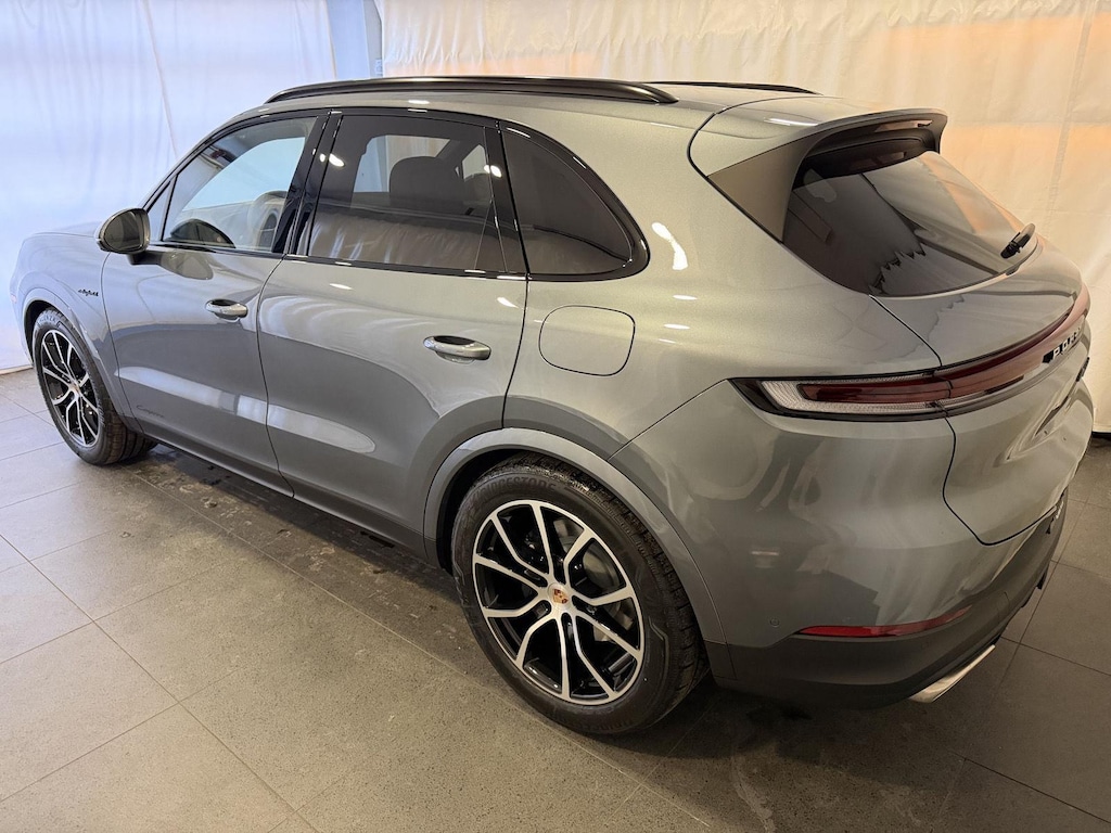 New 2026 Porsche Cayenne E-Hybrid SUV