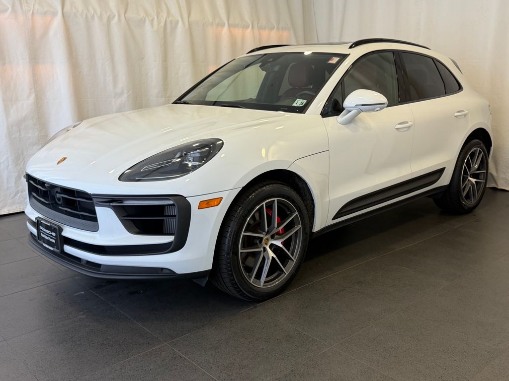 2023 Porsche Macan