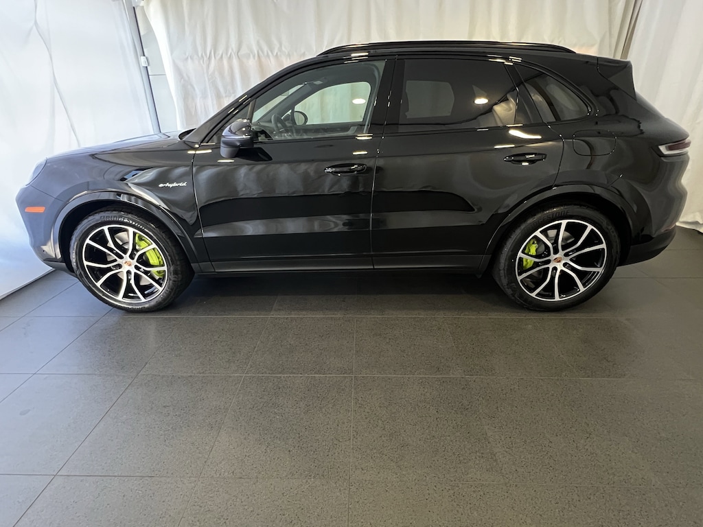 New 2026 Porsche Cayenne E-Hybrid SUV