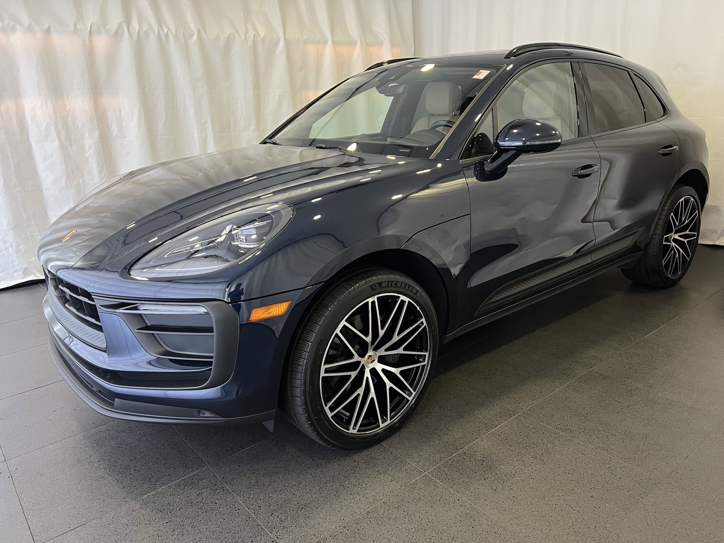 2023 Porsche Macan