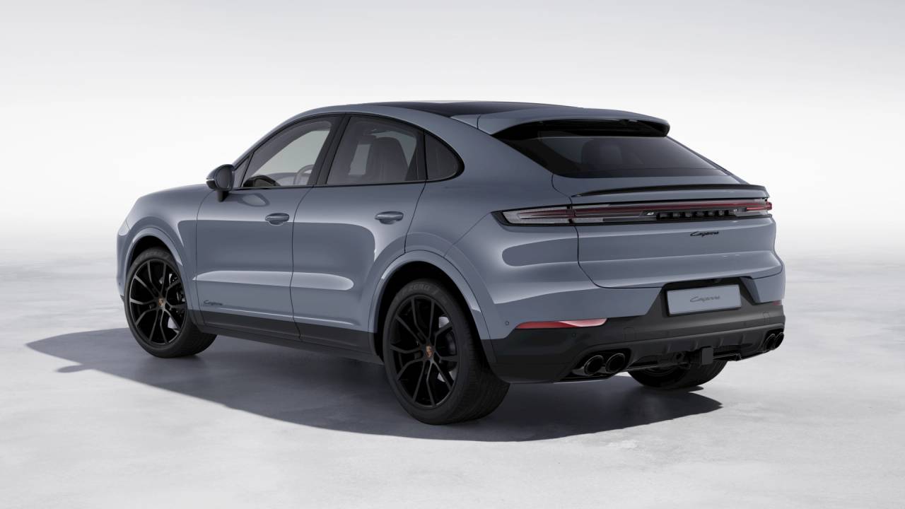 2026 Porsche Cayenne Coupe photo 3