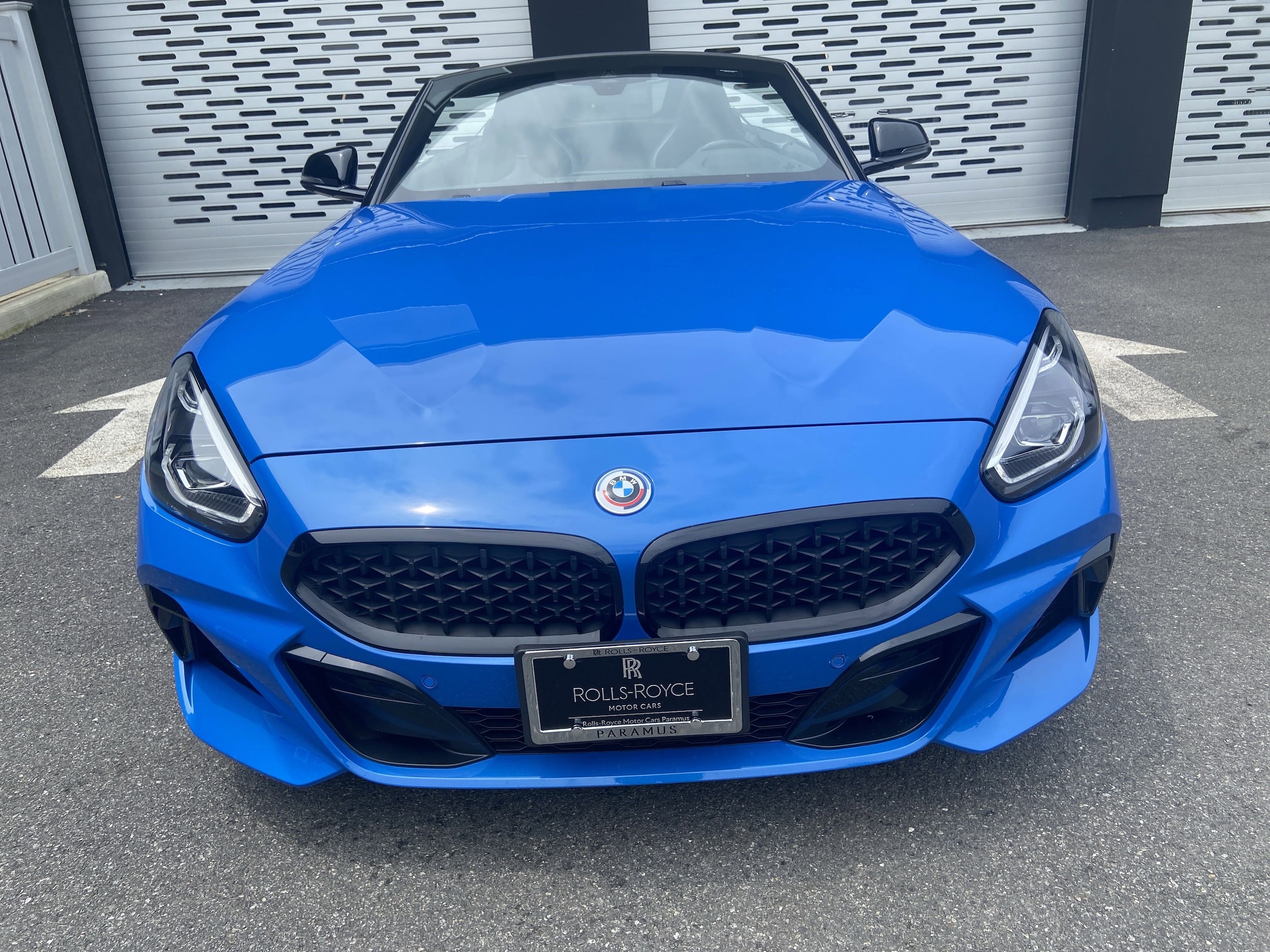 Used 2022 BMW Z4 Base with VIN WBAHF9C03NWX78800 for sale in Paramus, NJ