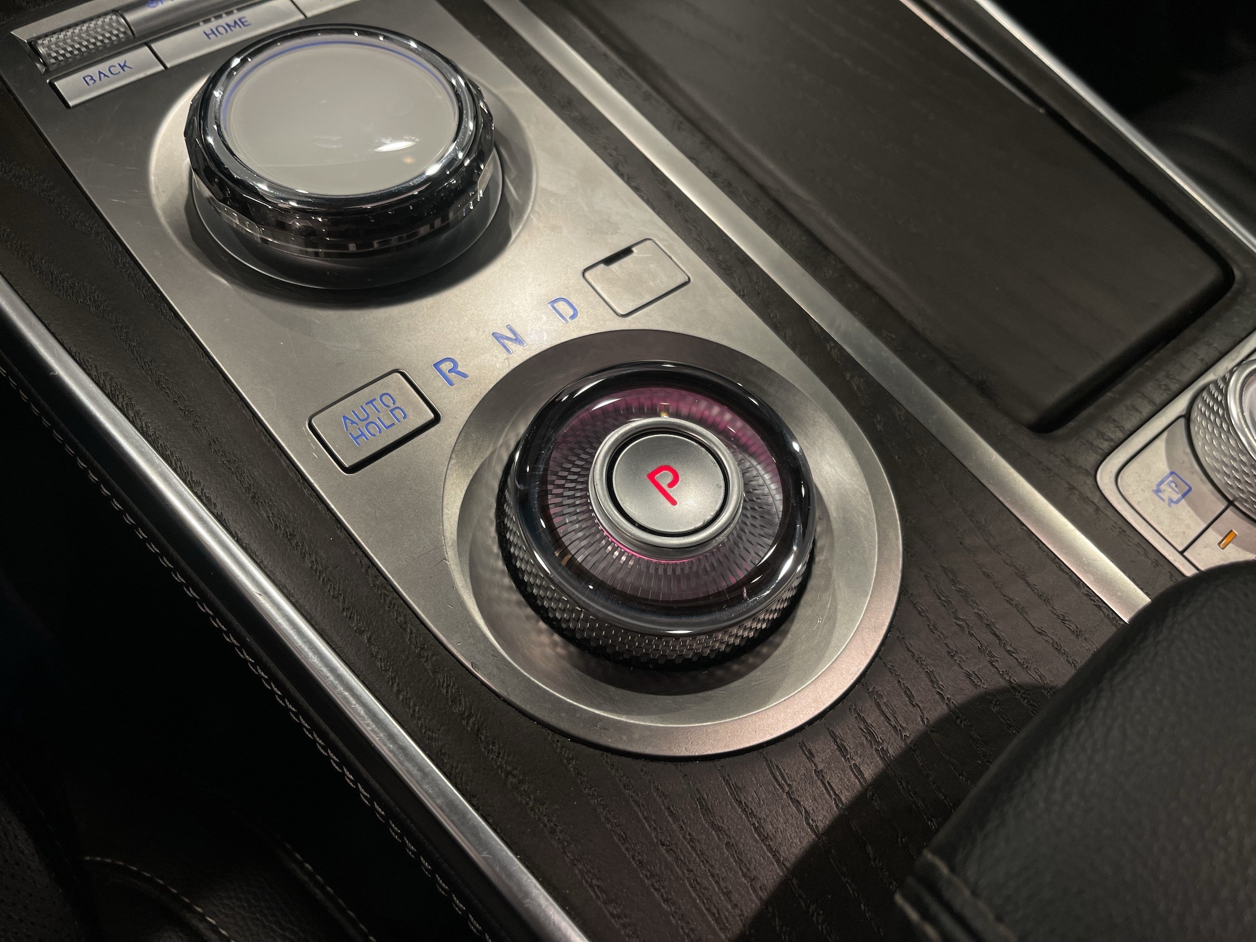 2024 GENESIS GV80 Standard - Photo 18