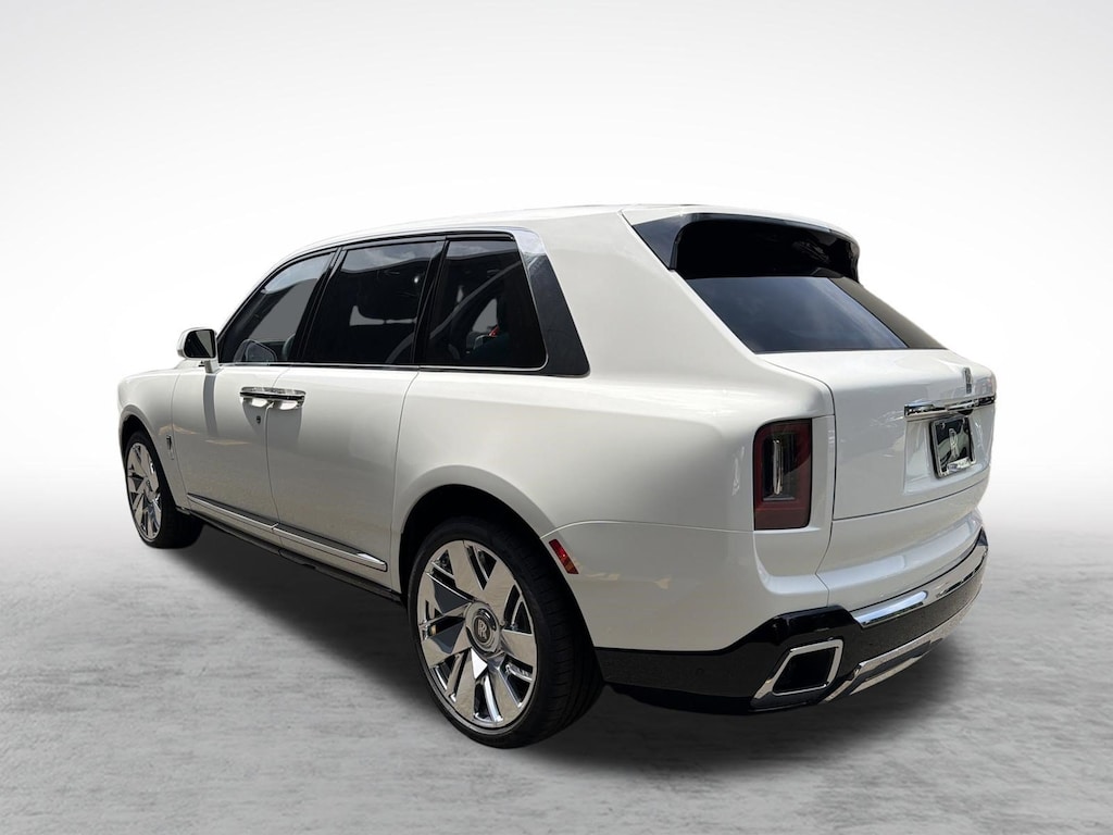 New 2027 Rolls-Royce Cullinan Base SUV