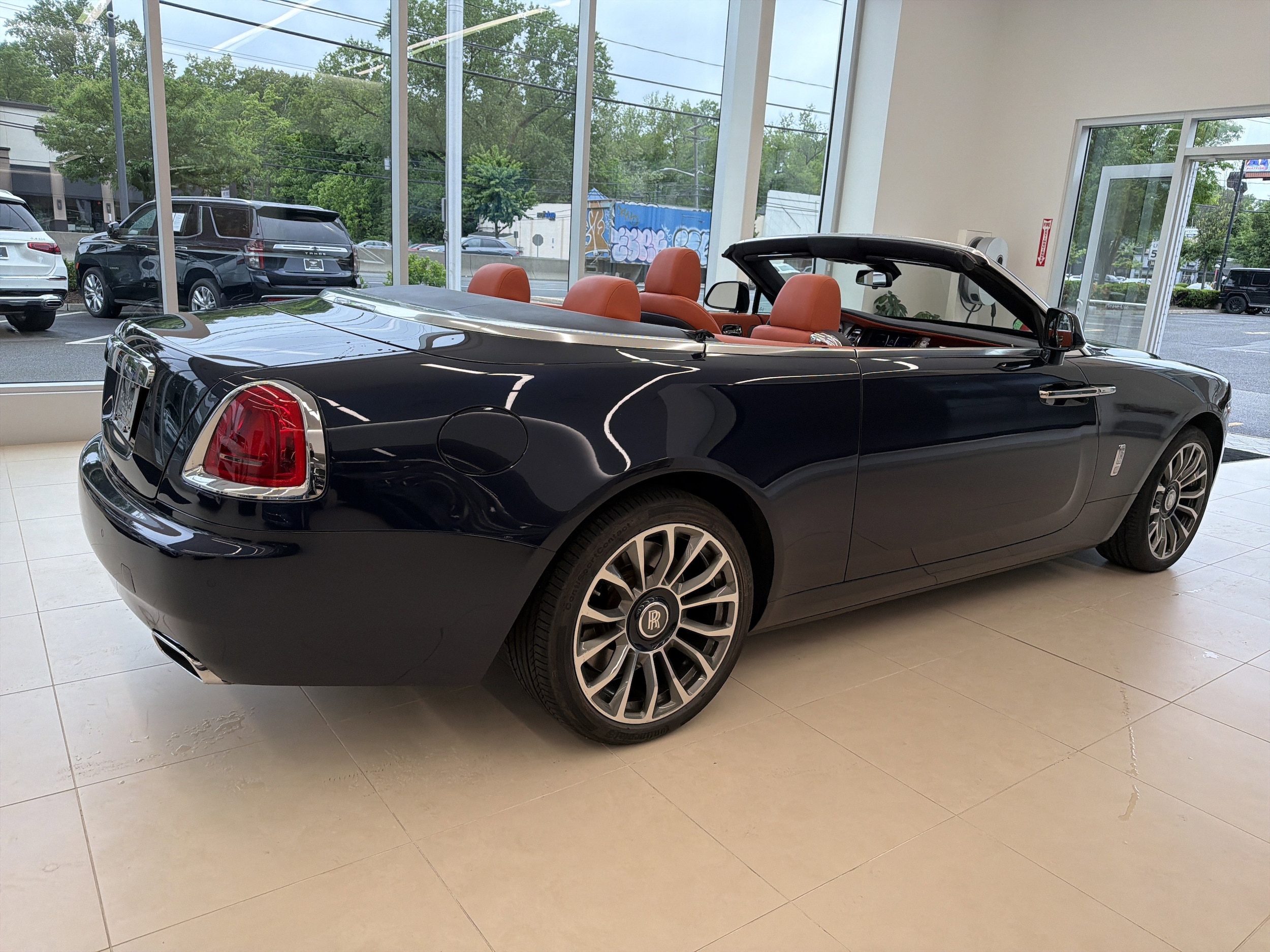 2018 Rolls-Royce Dawn Base - Photo 13