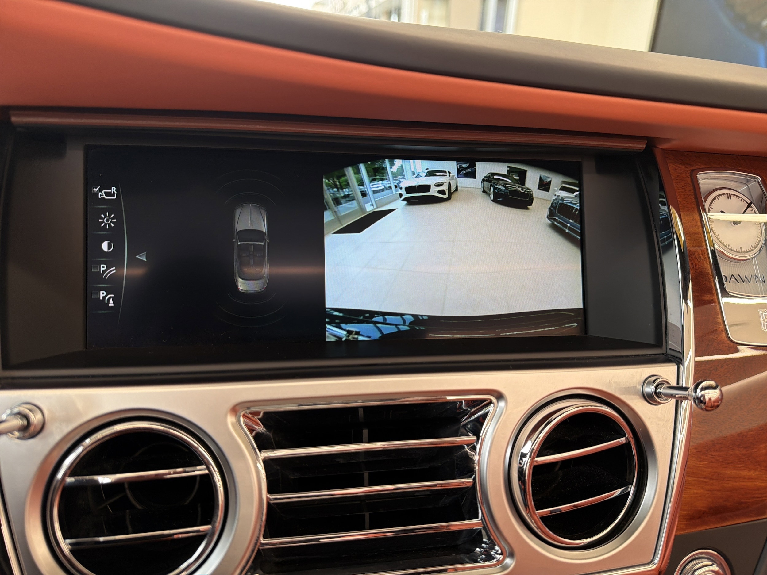 2018 Rolls-Royce Dawn Base - Photo 24