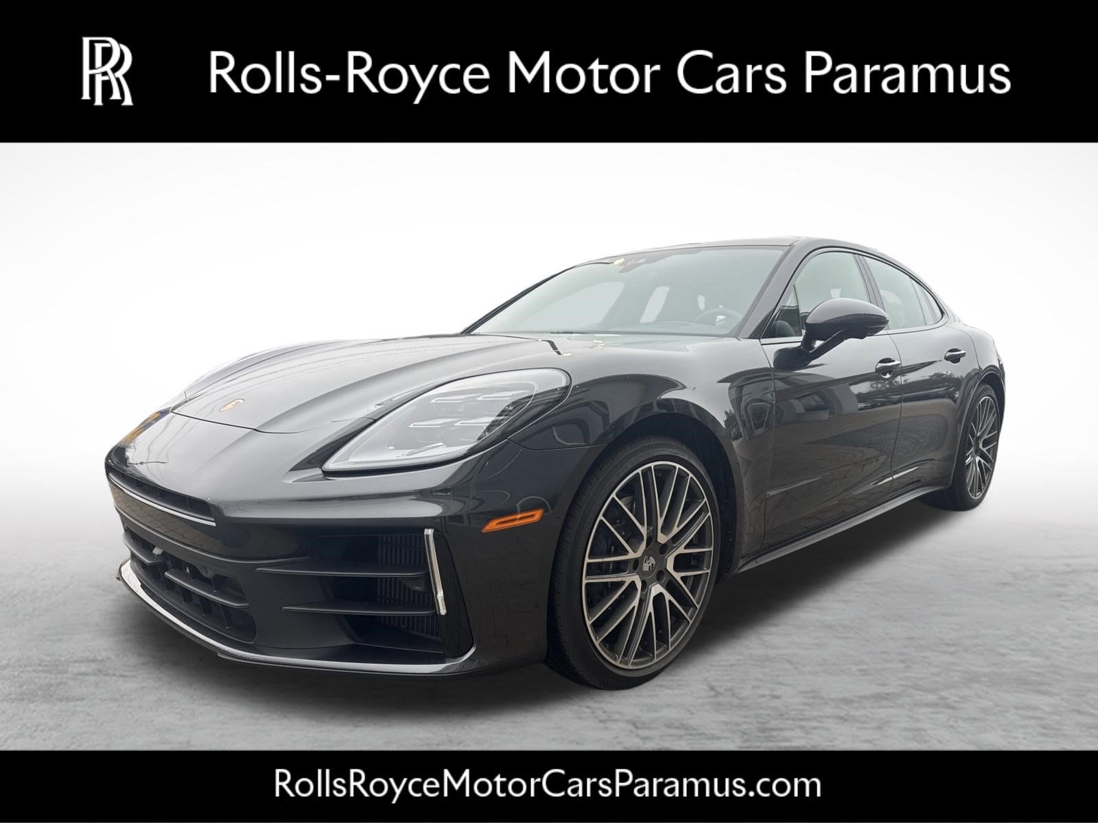 2024 Porsche Panamera 4's photo