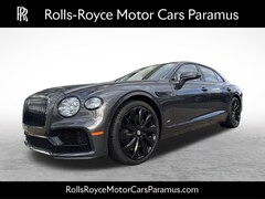 2022 Bentley Flying Spur V8 Sedan