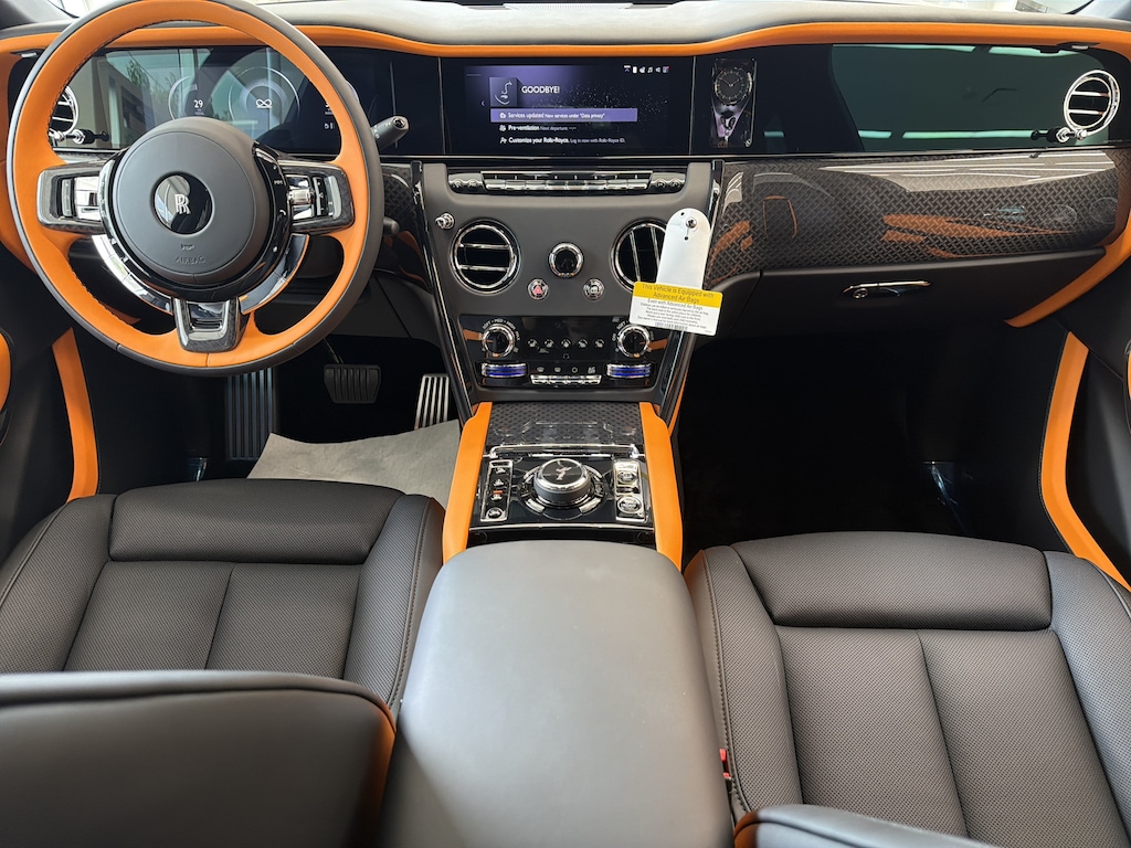 New 2026 Rolls-Royce Cullinan Black Badge SUV