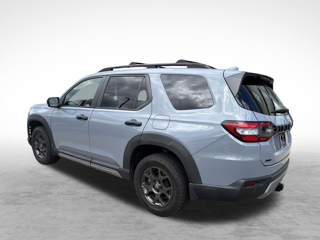 Used 2023 Honda Pilot TrailSport SUV