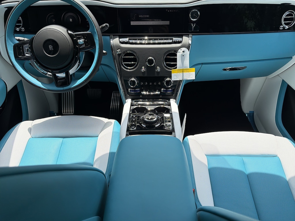 New 2027 Rolls-Royce Cullinan Base SUV