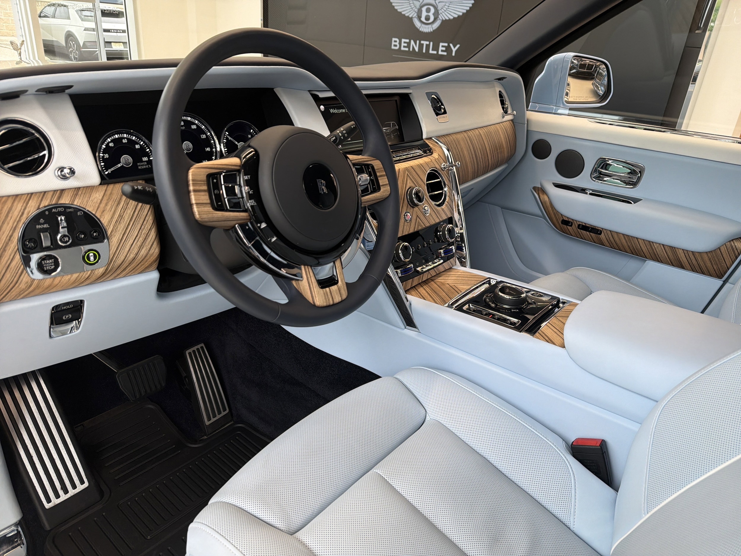 2023 Rolls-Royce Cullinan Base - Photo 13