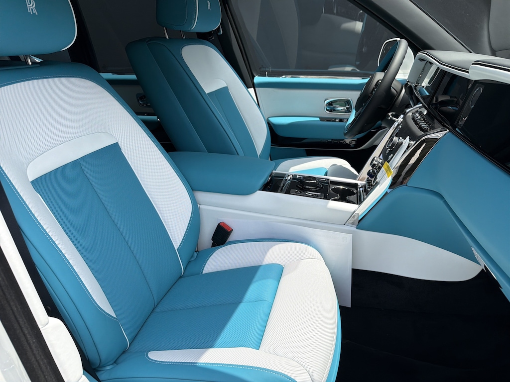 New 2027 Rolls-Royce Cullinan Base SUV