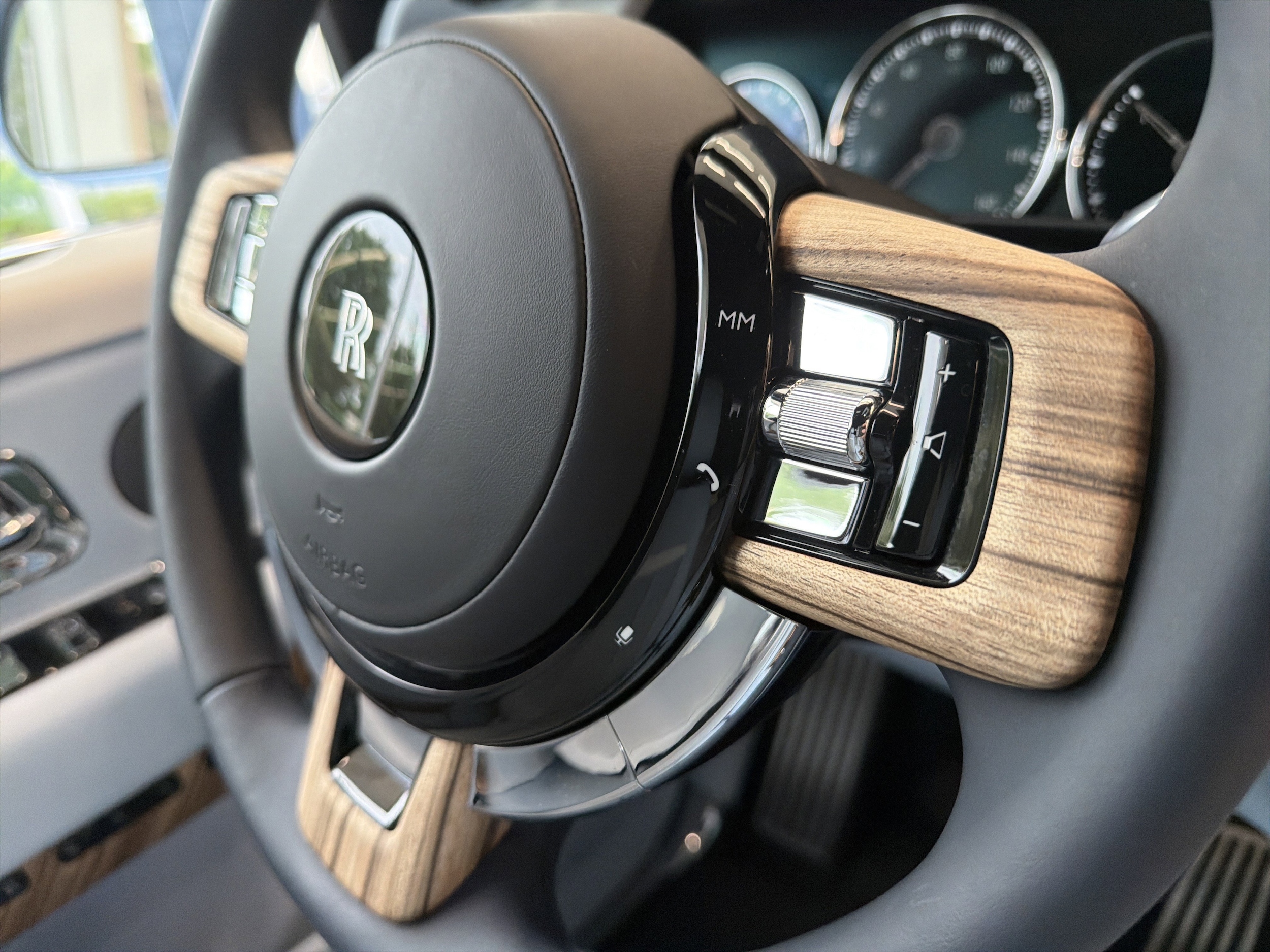 2023 Rolls-Royce Cullinan Base - Photo 44